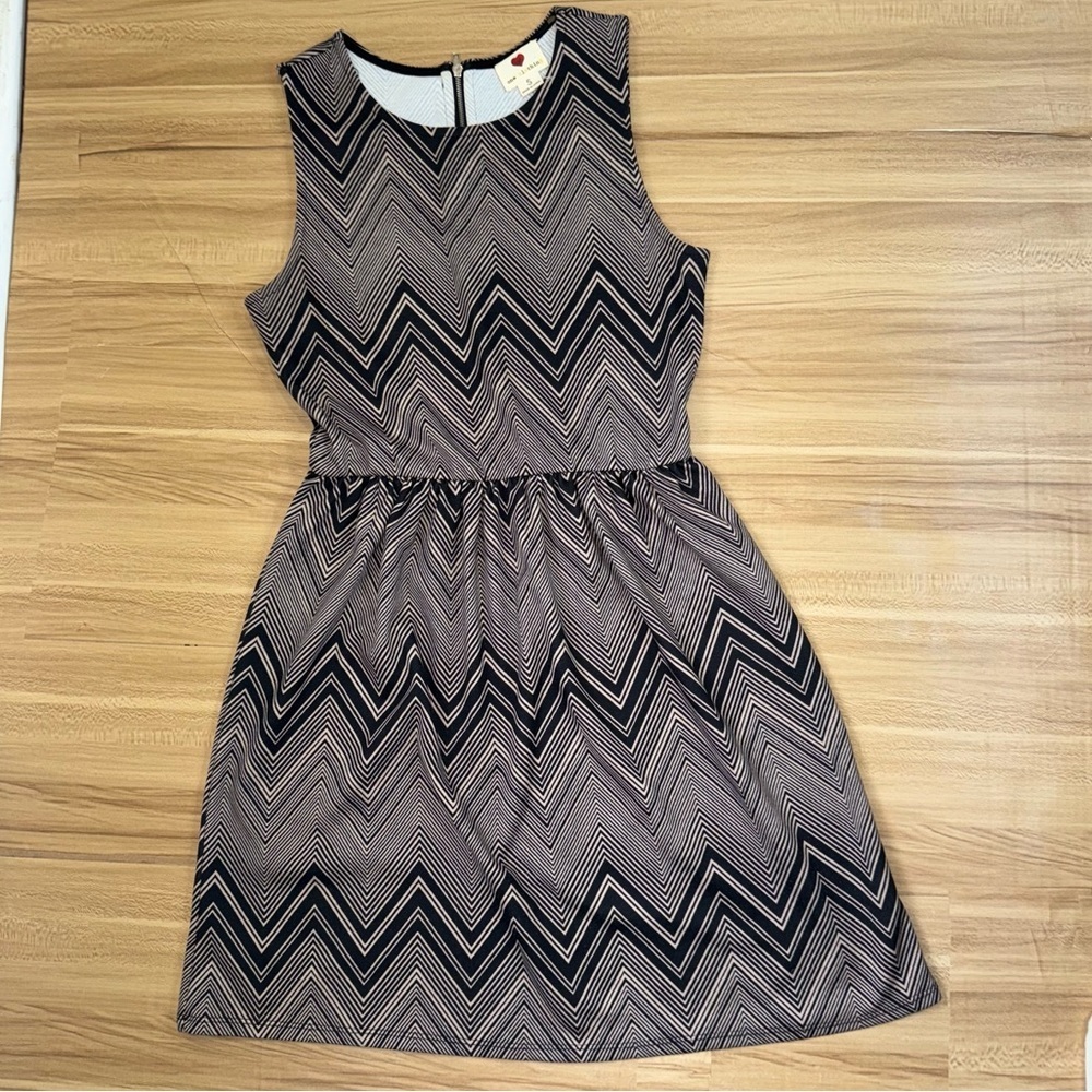 One Clothing Black and Gray/Pink Chevron Mini Dress